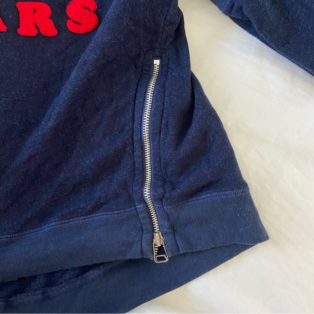 Sweater - Picture 3 of 4